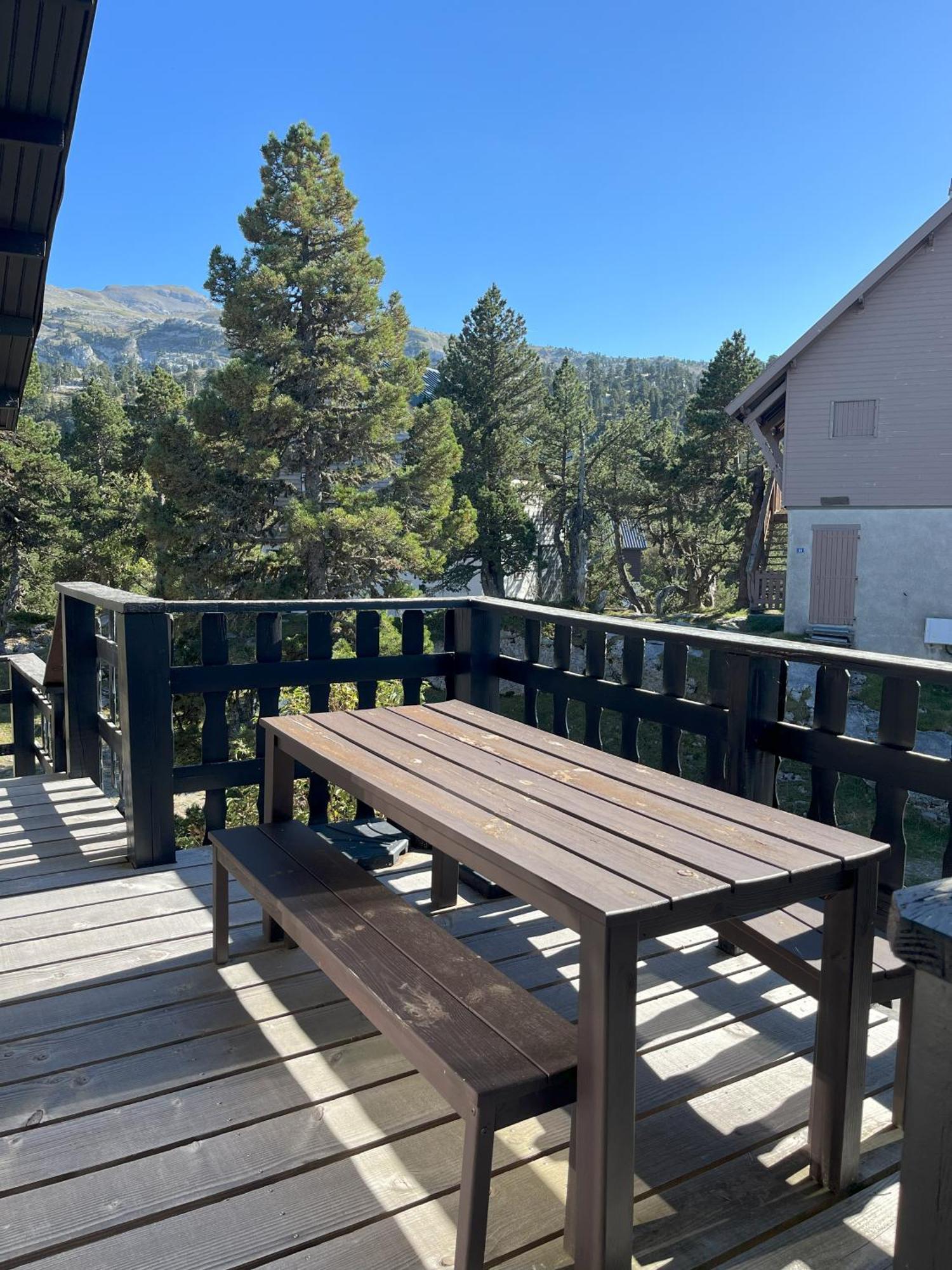 Chalet Des Myrtilles - Chalet Cosy Avec Vue Arette Esterno foto