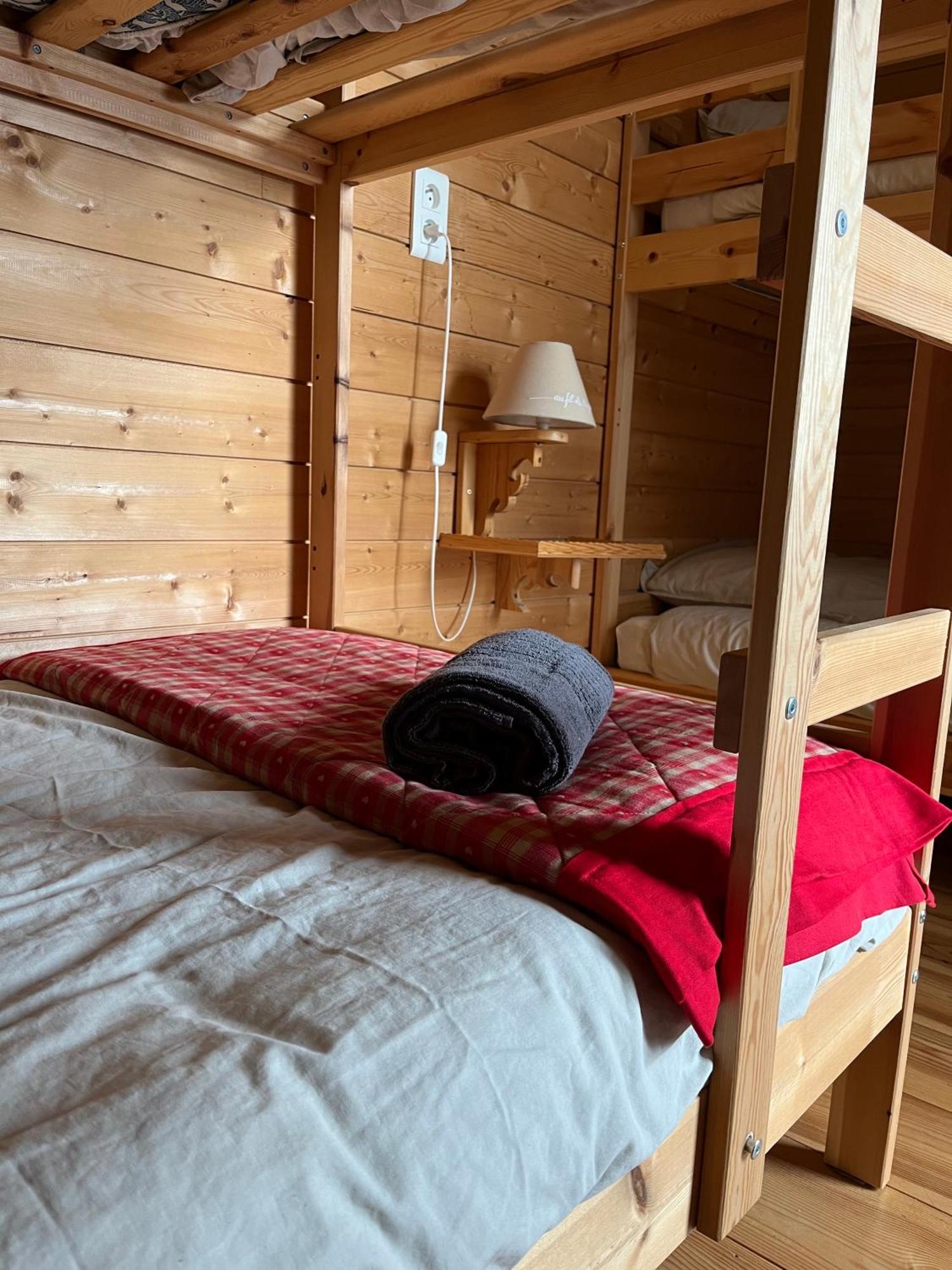 Chalet Des Myrtilles - Chalet Cosy Avec Vue Arette Esterno foto